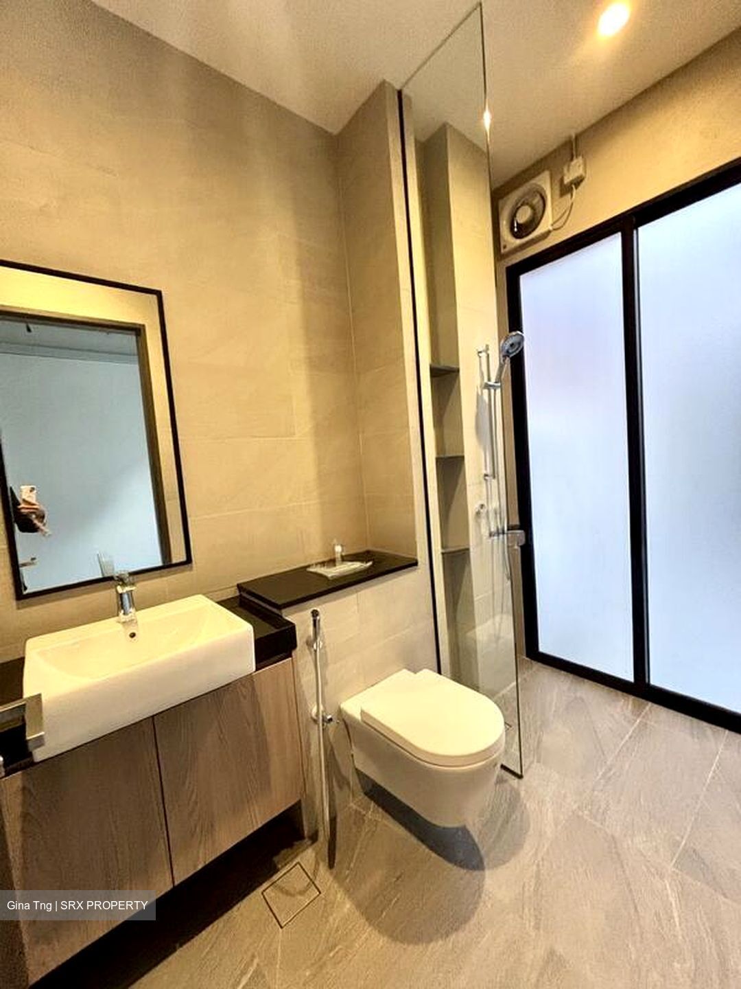 Hamilton Road (D8), Detached #500344201